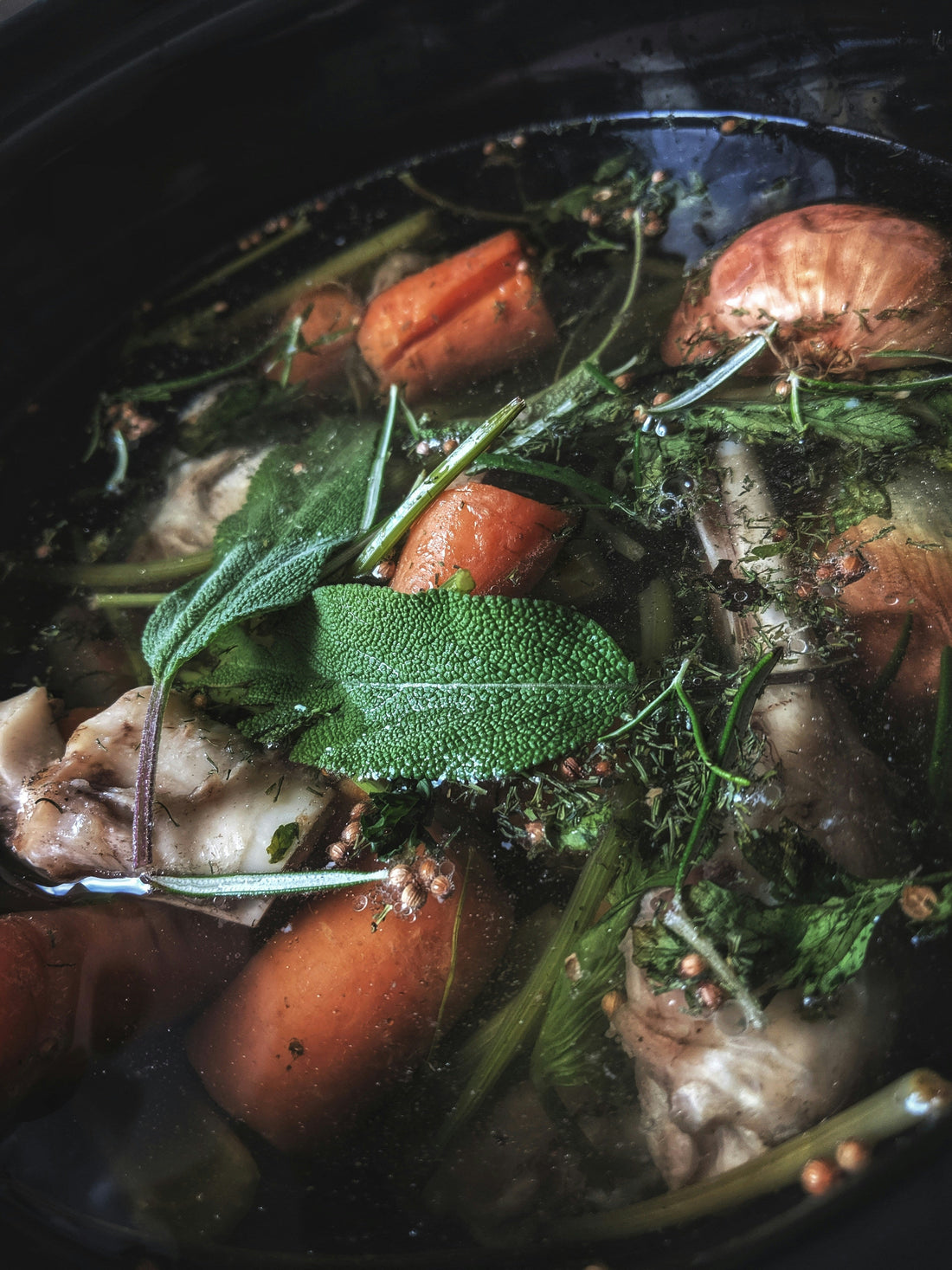 Classic Bone Broth (makes about 2–3 litres)